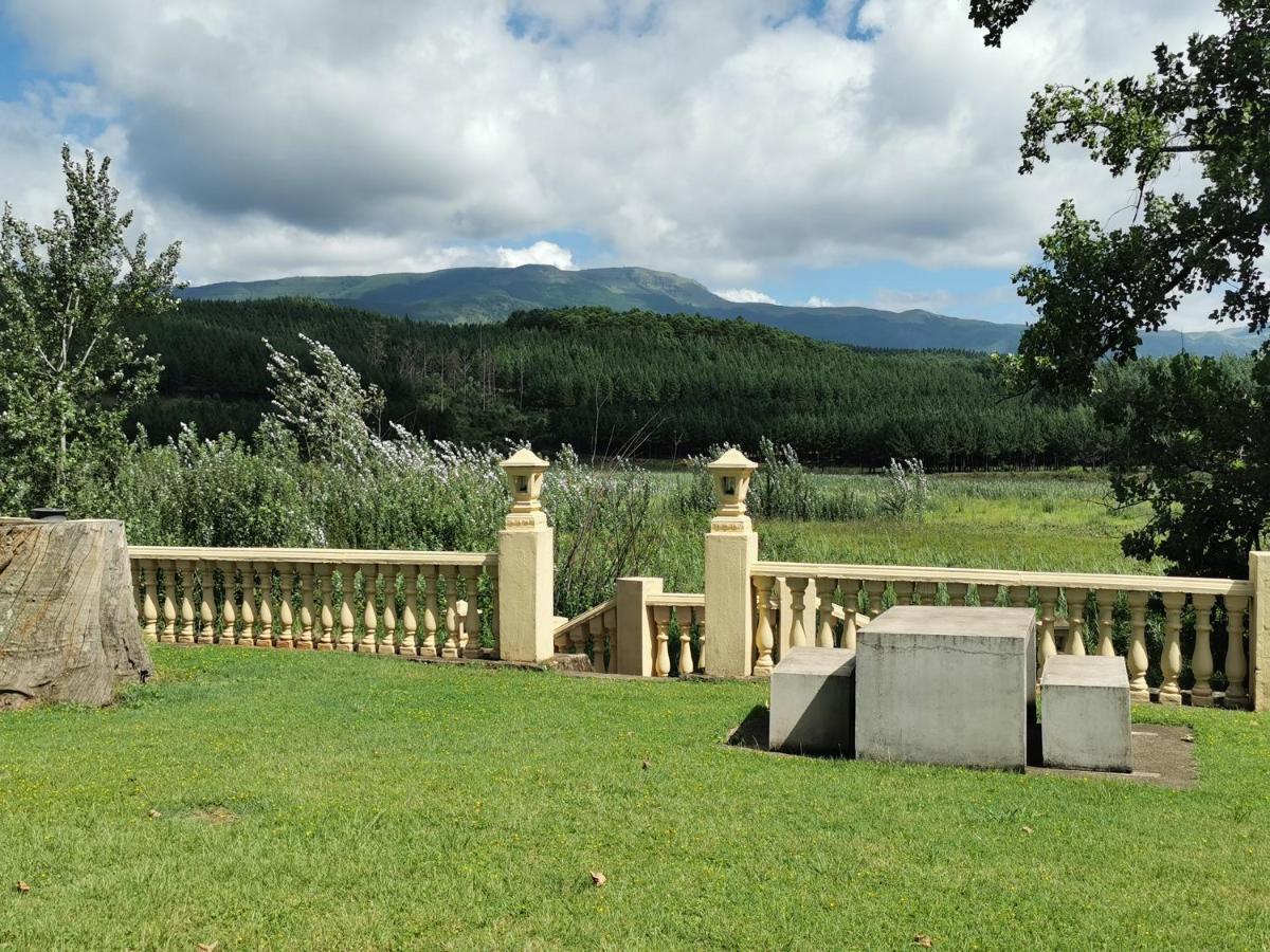 Floreat Riverside And * Sabie