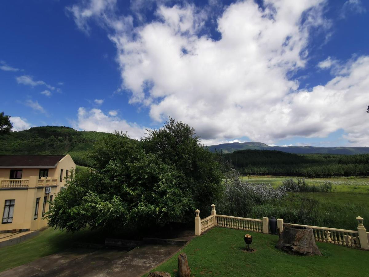 Floreat Riverside And Sabie